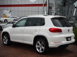 ¾ ¾  ԣӣ ֥롼⡼ƥΥ ҥ饤ѥå  ۥ磻 